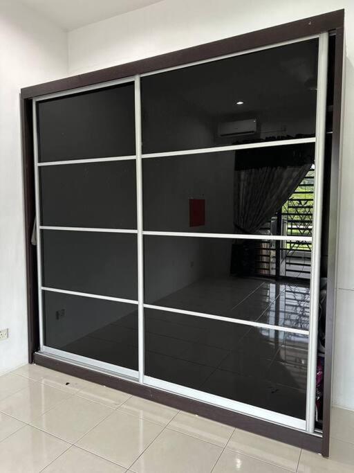 Pa&ma 4r3b Fully Aircond Holiday home